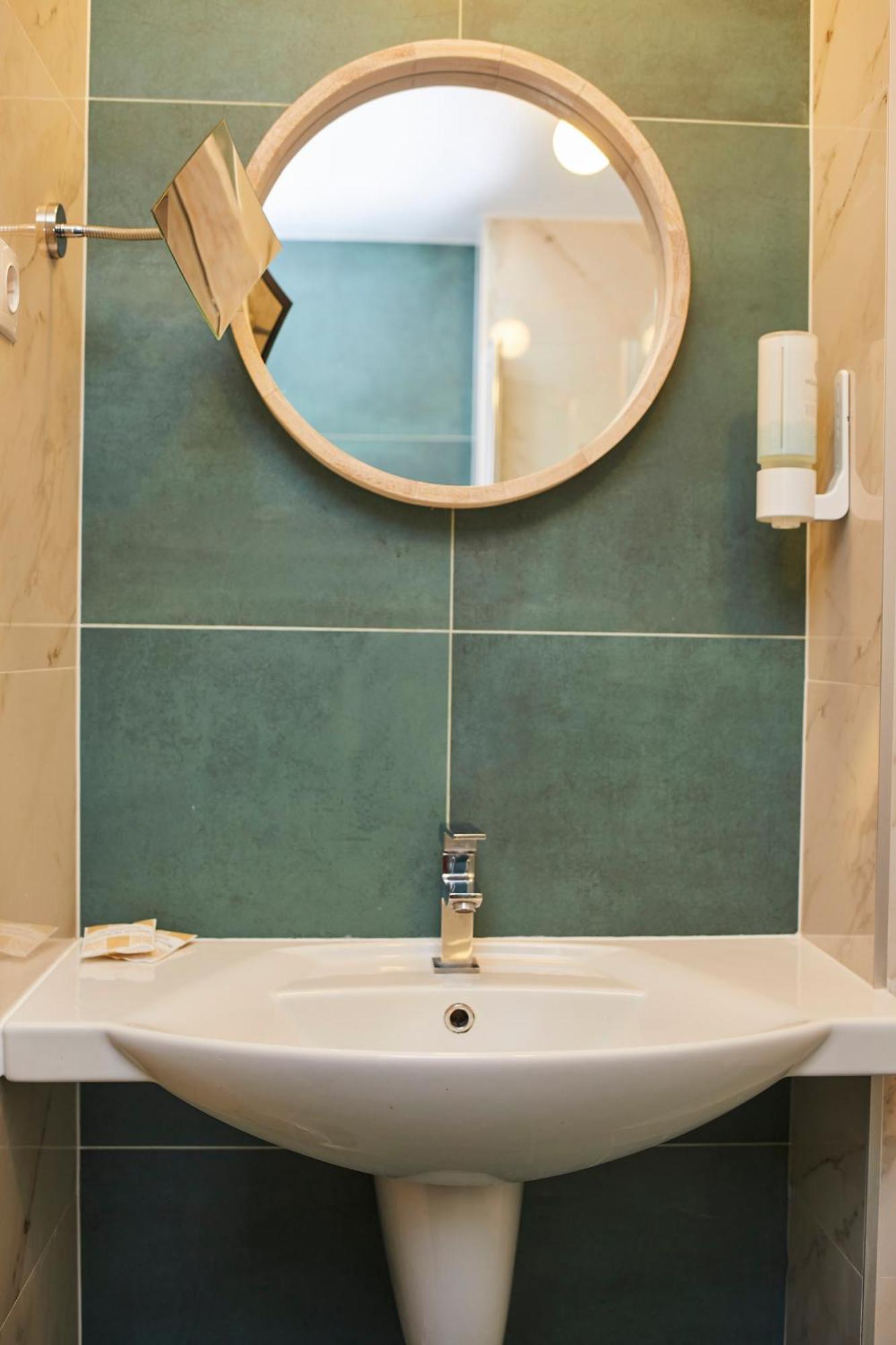 Hotel Bistrita Dış mekan fotoğraf