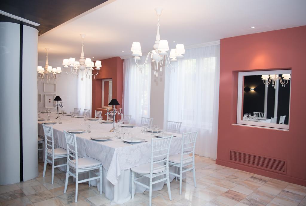 Hotel Bistrita Dış mekan fotoğraf